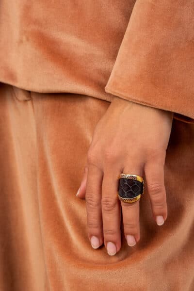 LEATHER GOLD RING BLACK