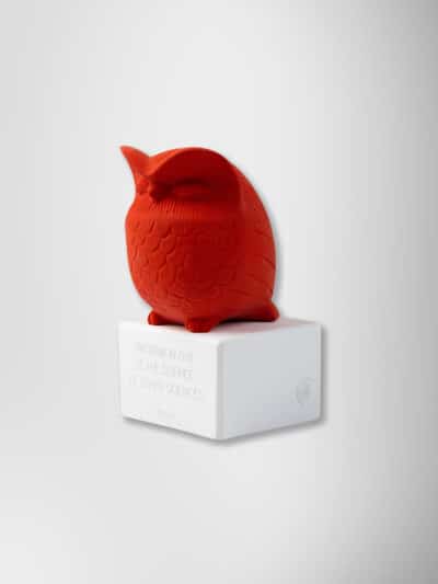 OWL M STATUE DEEP RED