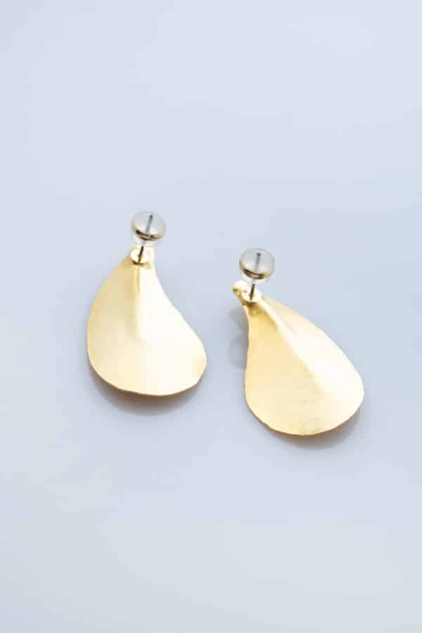 GOLD PLATED EARRINGS SMALL BROAD LEAF