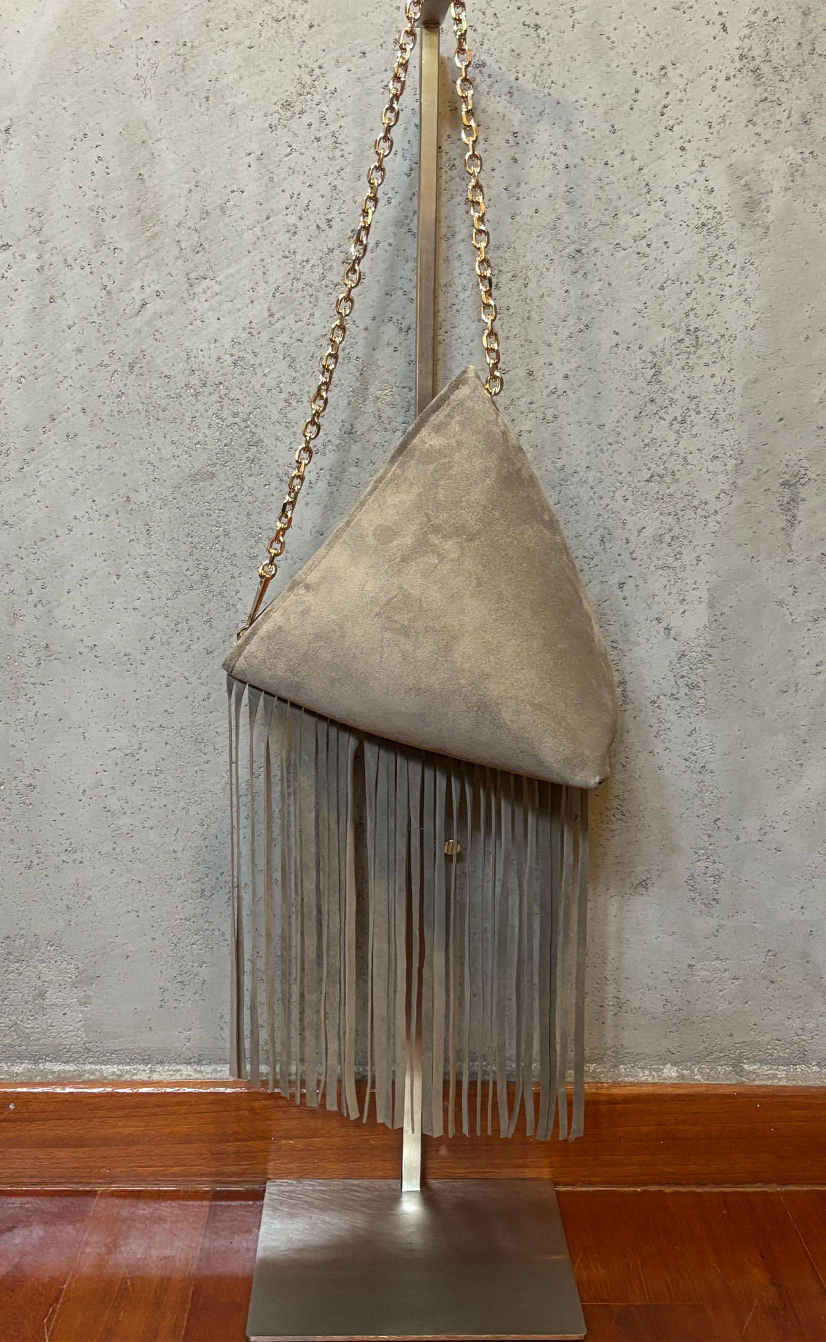 TEA-BAG-MINI-FRIDGE-GREISE-SHORT-CHAIN